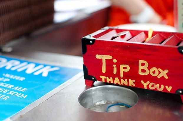 Your Guide To Holiday Tipping