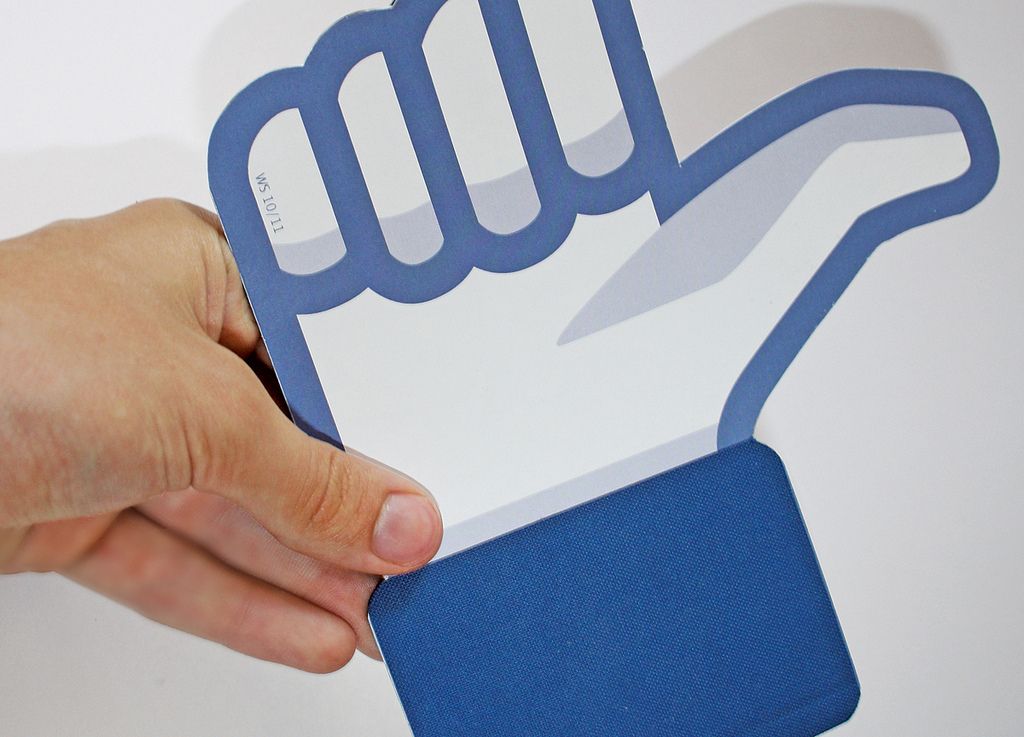 Can Your Friends Affect Your Chances of Getting a Loan?