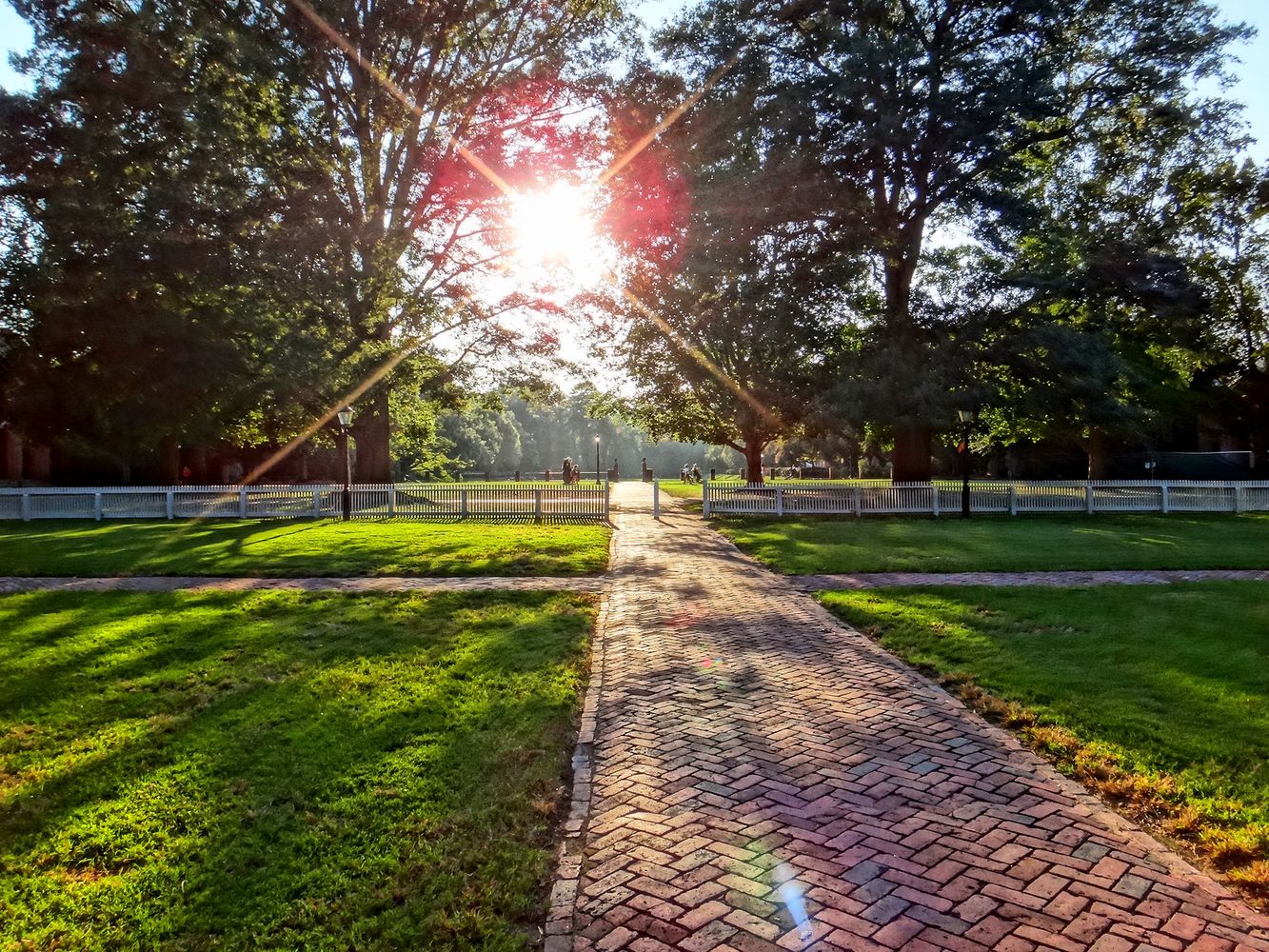 What Students Should Know About University-Bank Partnerships