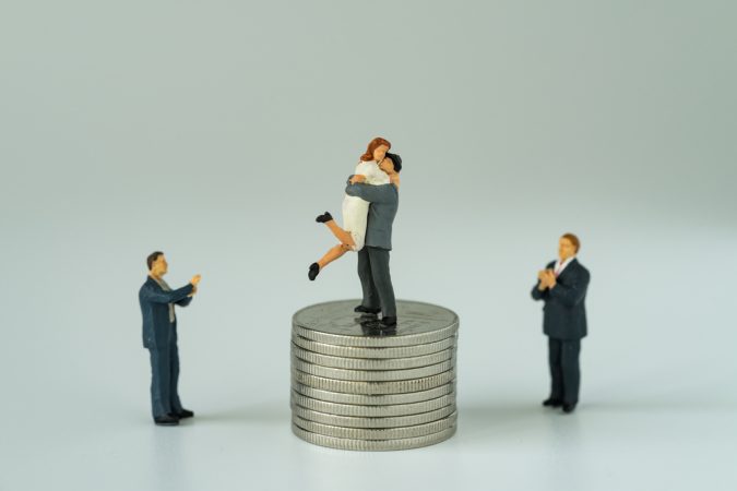 The Pros and Cons of a Joint Checking Account