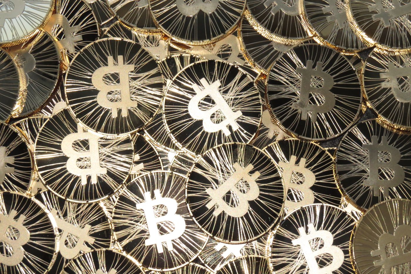 Bitcoin vs. Gold, Which Has Lasting Value?