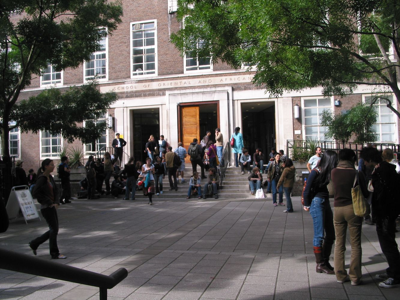 5 Ways to Prepare for Life After College (Before You Graduate)