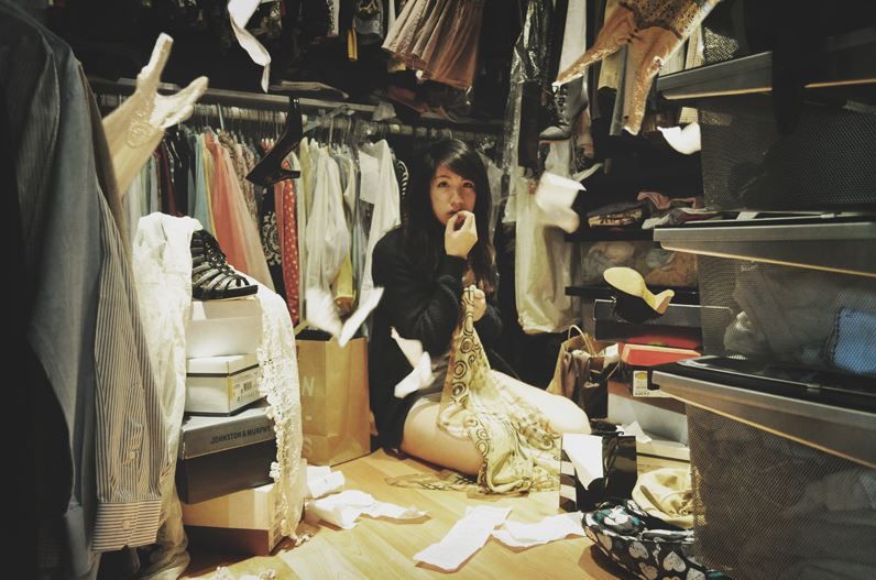 8 Signs That Will Bust Your Financially Cheating Spouse