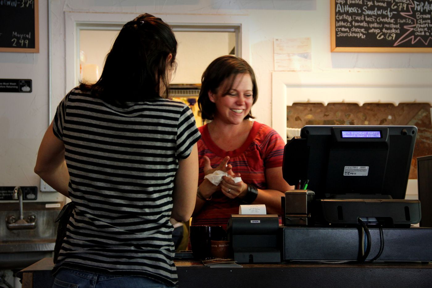 9 Reasons Why Cash Is No Longer King and Your Faith In Plastic Will Be Restored