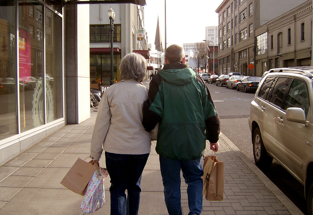 How Scam Artists Target the Elderly Parents and Drain Their Bank Accounts