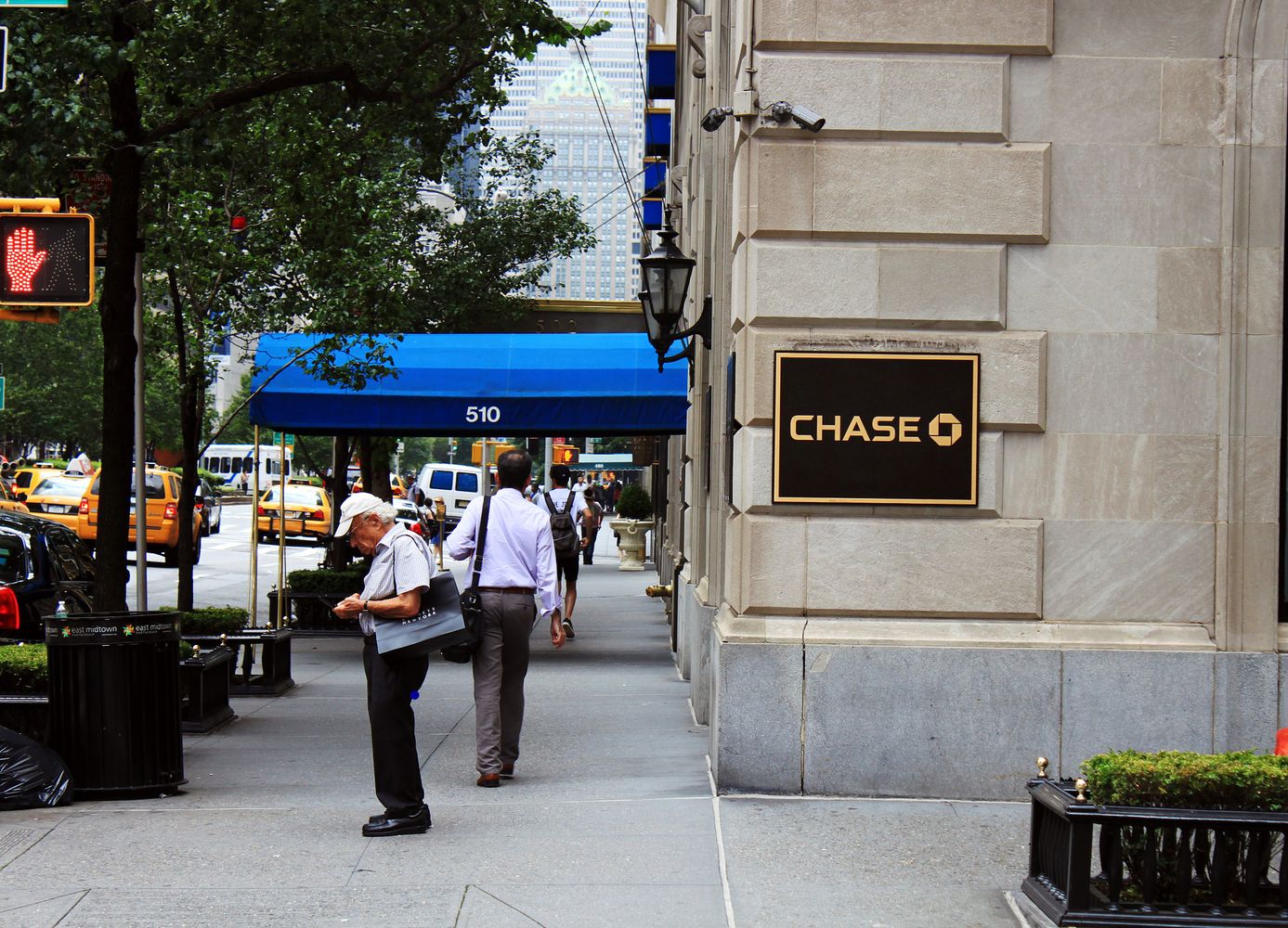 10 Answers to Help You Get the Most from Bank Reviews