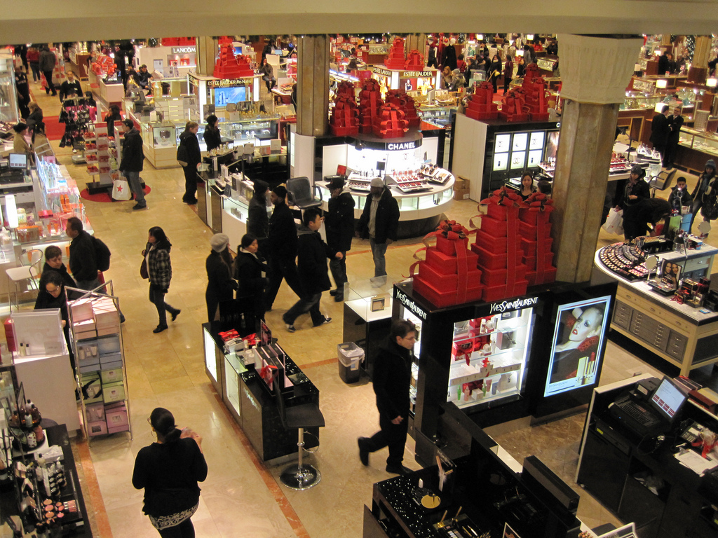 Brighten the Holidays With Credit Card Benefits for Shopping