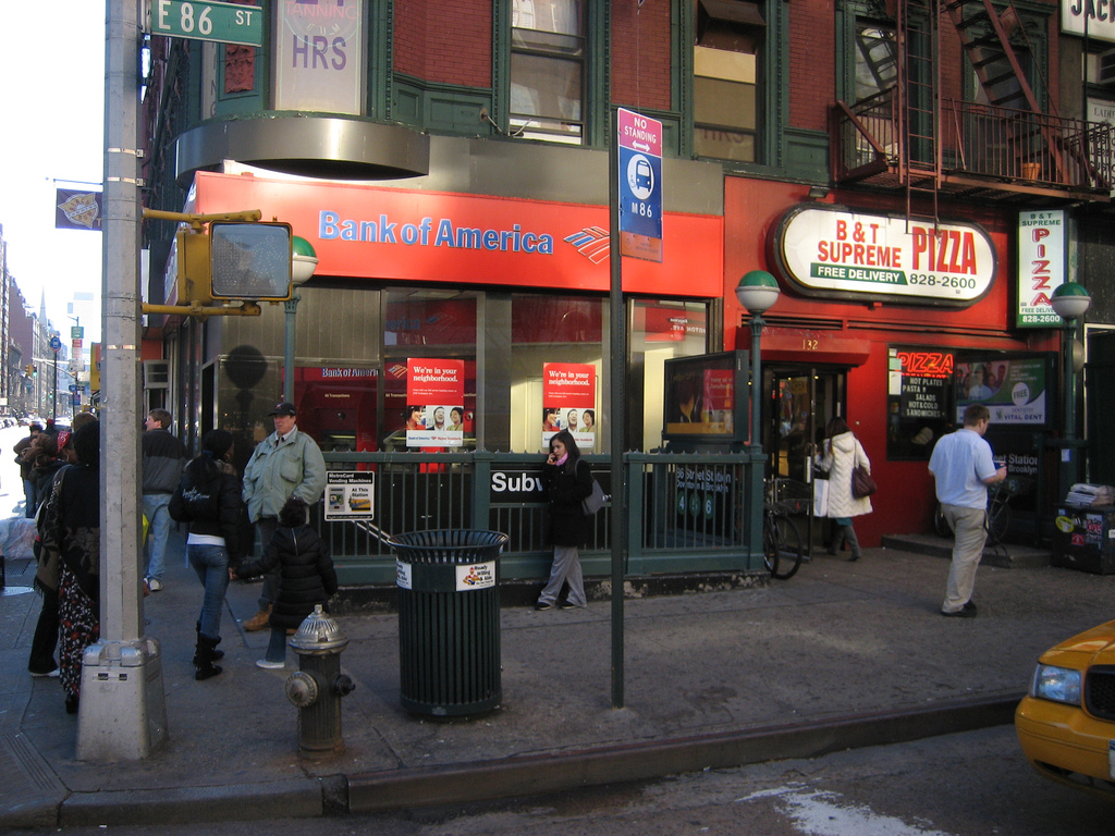 9 Annoying Bank Policies That Make No Sense