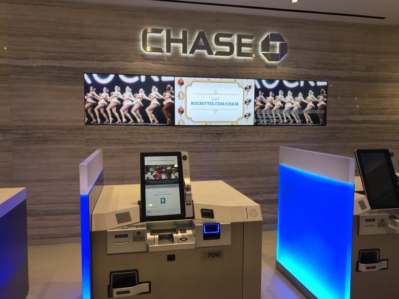 How Chase Checking Compares to Free Online Banks Accounts