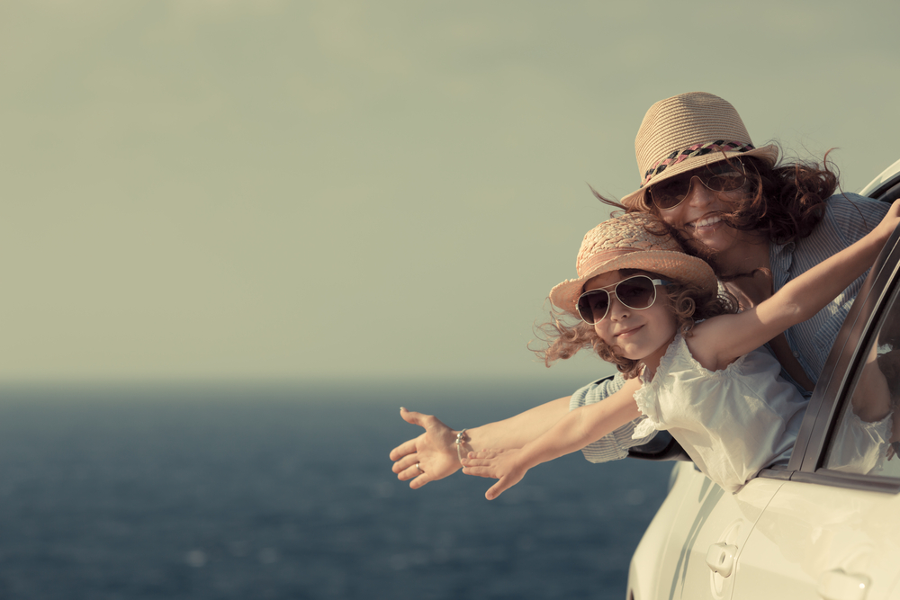 The Best Credit Cards to Save Money on Family Travel