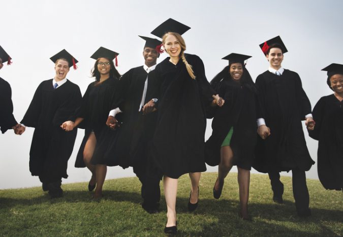 10 Ways to Go to Graduate School Spending Very Little or Free