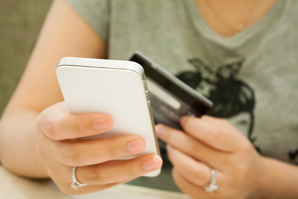Why It’s Dumb to Use Smartphones to Make Card Payments