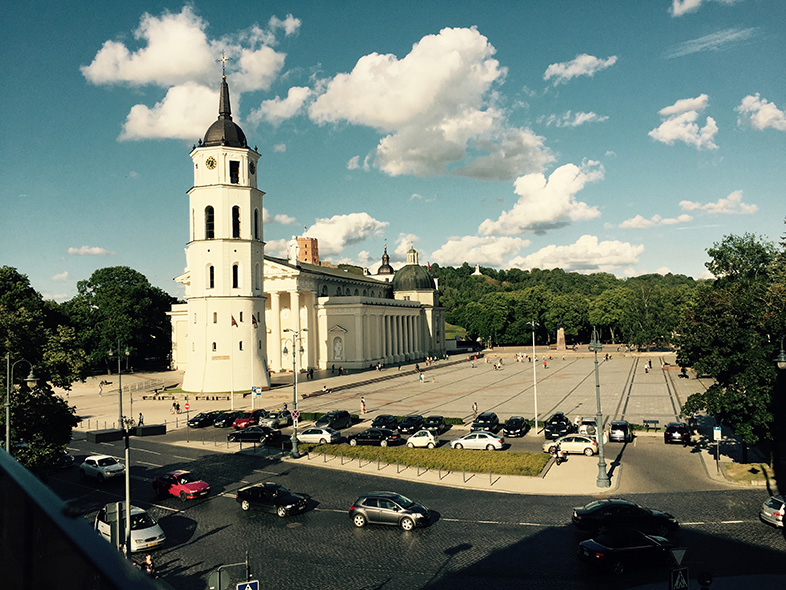 The Best Credit Cards for Travel to Lithuania