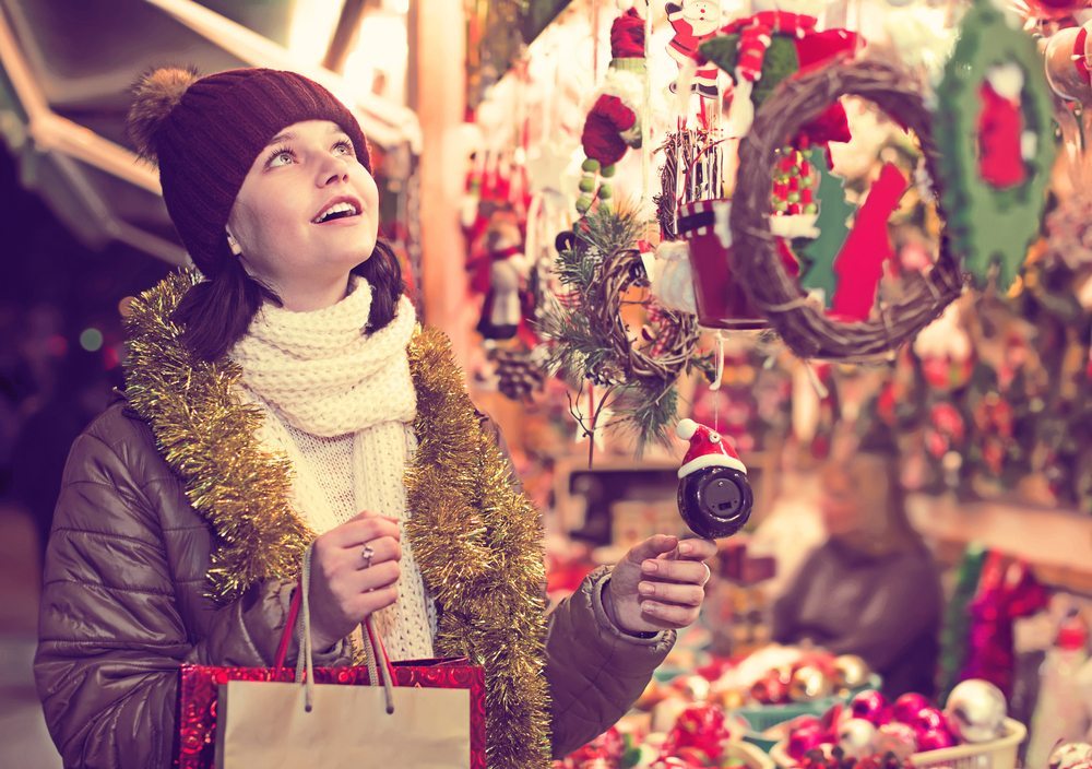 What is a Christmas Club Savings Account and Should You Open One?