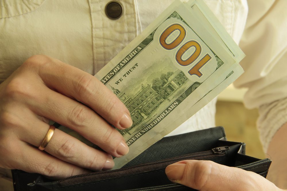 How Much Money Should You Keep in a Savings Account?