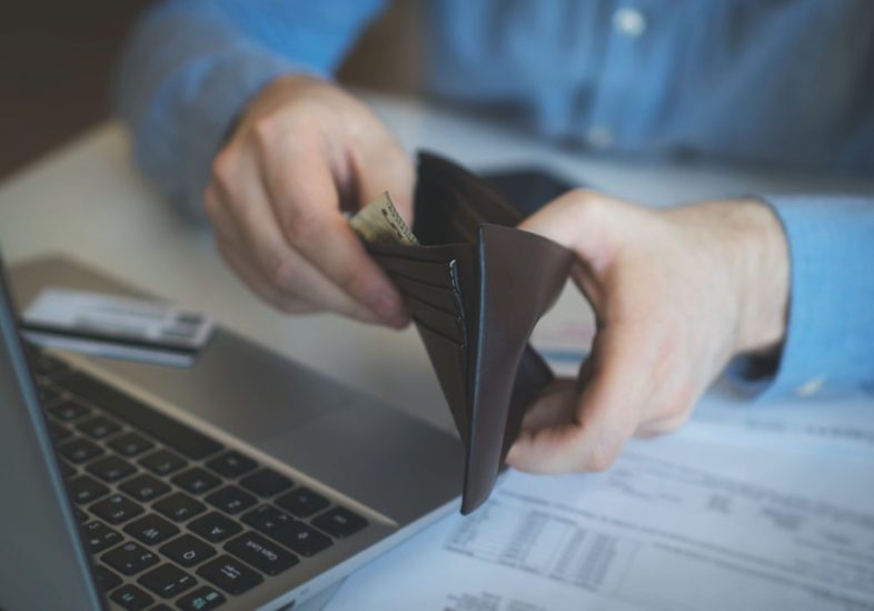 Personal Loan vs. Line of Credit: Which is the Right Option for You?