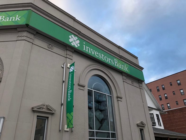 Investors Bank YourStyle Checking Account 2026 Review