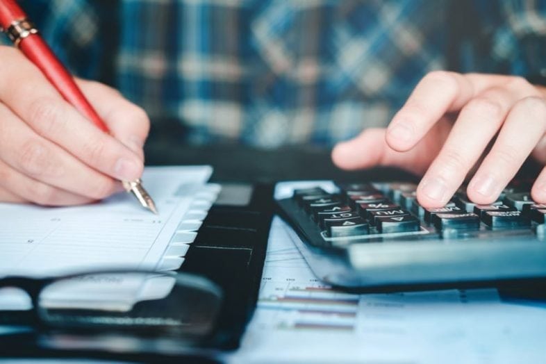 Should You Refinance Loans When Interest Rates are Rising?