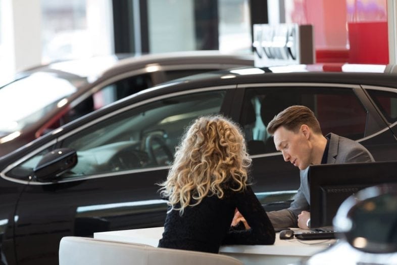 Should You Still Finance a Car If You Can Pay in Full with Cash?