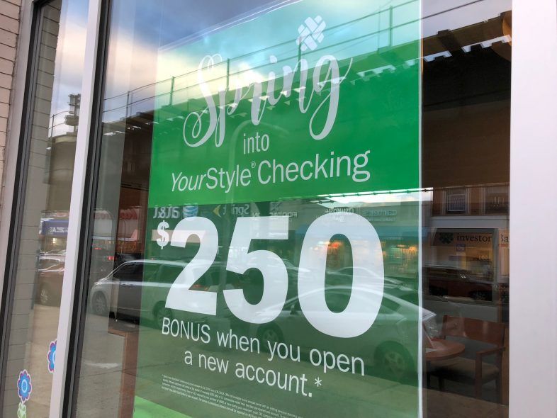 5 Signs You Need a New Checking Account