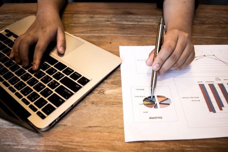 Should You Still Invest in a 401(k) Without a Company Match?