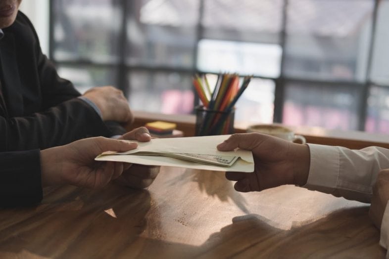 What You Have to Consider Before Lending Money to Family and Friends