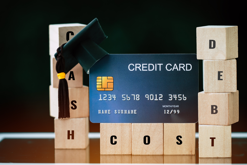 5 Banking Mistakes Recent Grads Shouldn’t Be Making