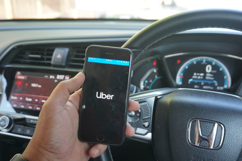 How Uber and Lyft Drivers Can Best Save Their Earnings