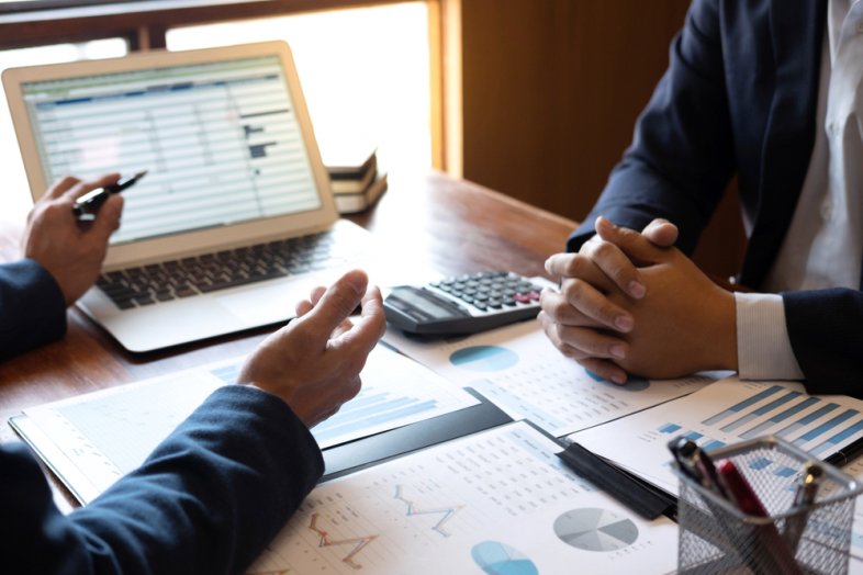 How to Choose a Good Estate Planning Attorney: 4 Key Questions to Ask