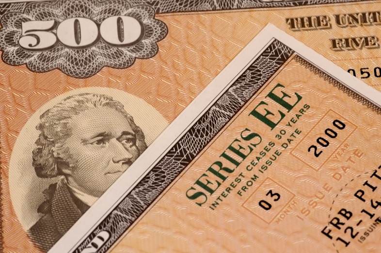 Series EE Savings Bonds: When to Redeem For the Maximum Return