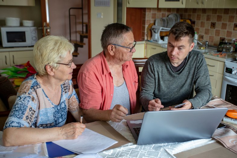 Should You Invest for Your Family and Friends? 4 Options to Consider