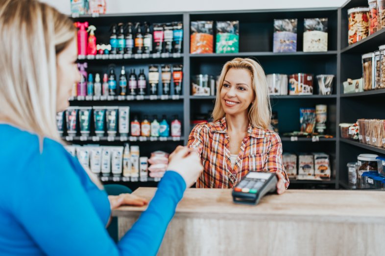 What is the Average Credit Limit for Business Credit Cards?
