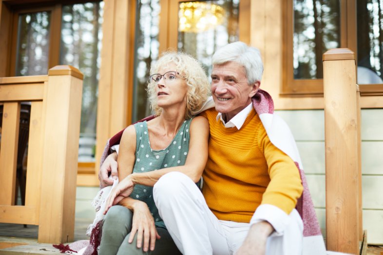 Compare Reverse Mortgage vs. Home Equity Loans & HELOCs for Retirement Income