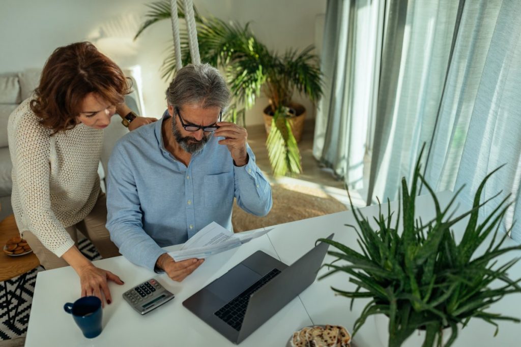 13 Ways to Lower Your Homeowners Insurance Premiums