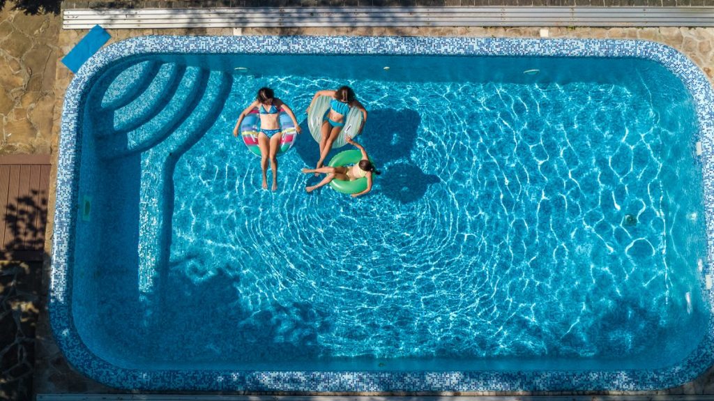 Swimming Pool Loan: How to Finance a Swimming Pool
