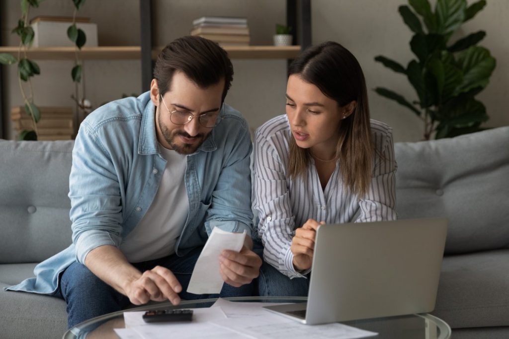 Survey: Most Americans Plan to Save Their Tax Refunds in 2021