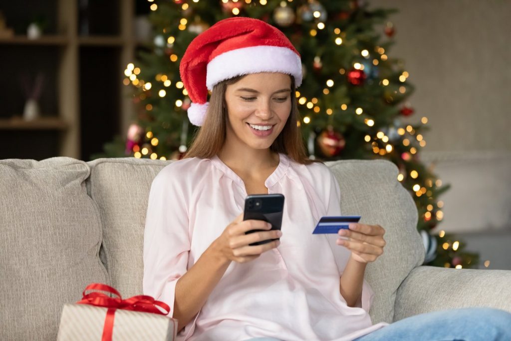 Study: Do You Spend More Time on Holiday Shopping or Money Management?