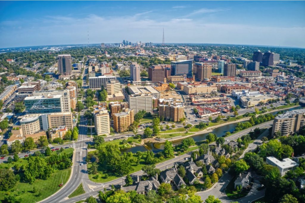 The Best Checking Accounts in Missouri for 2026