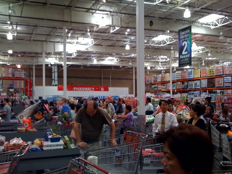 Budget Management Tips: 9 Items You Should Stop Paying for Right Now