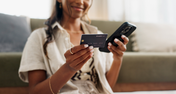 Banks that offer early direct deposit: Get paid two days early