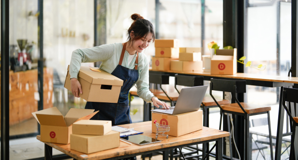 Short-term vs. long-term CDs: Which is right for your savings goals?